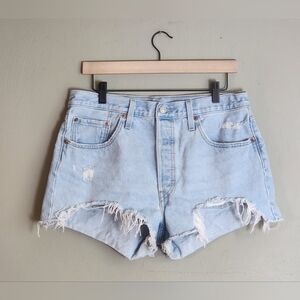 Levi's 501 Mid Rise Frayed Cut Off Denim Womens Size 32 Y2K 90s Summer Festival